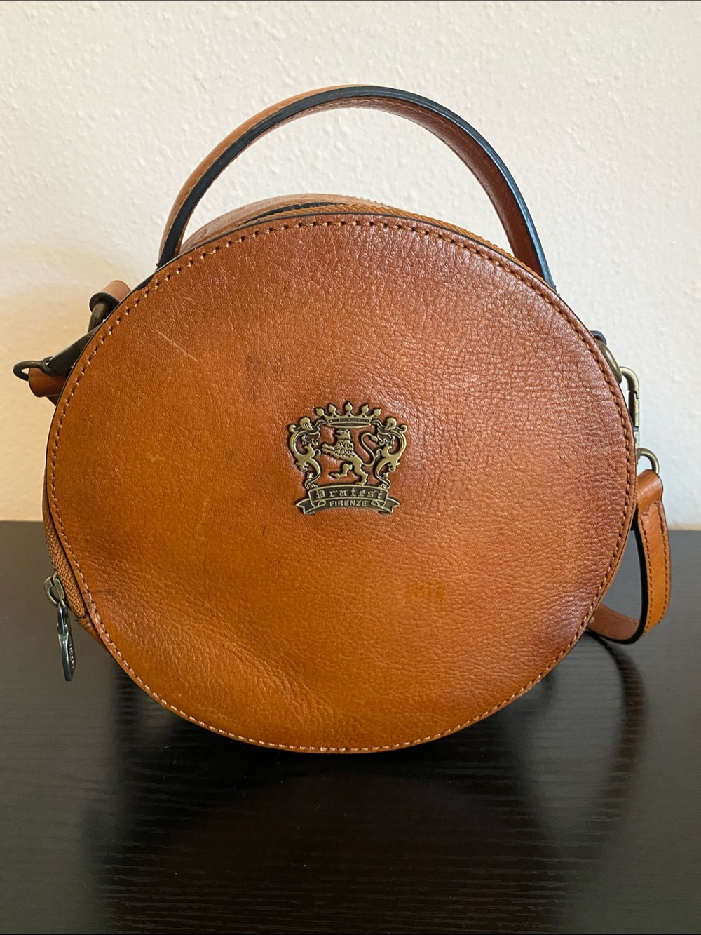 Pratesi firenze brown genuine leather round bag Made in Italy